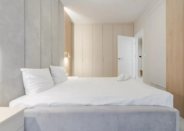 Global Park Superior By Bookinghost * 카토비체